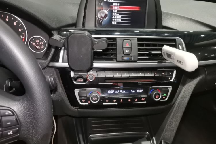 BMW 3 Series 2016 #13 BMW 3 Series 2016 immagine di auto #13