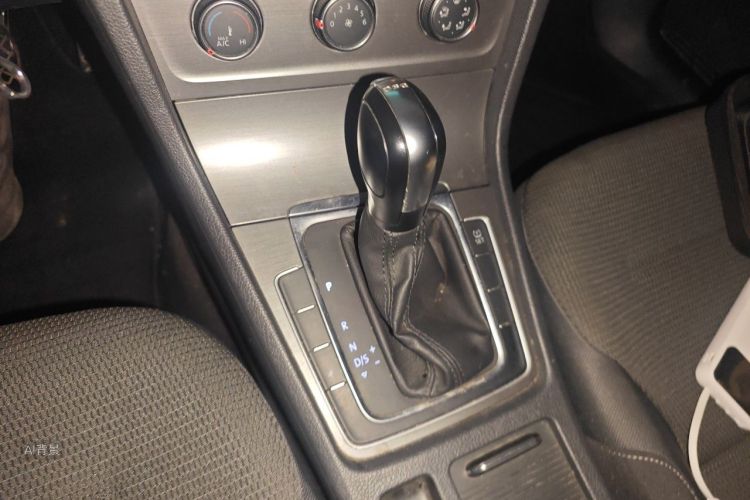 Volkswagen Golf 2015 #16 Volkswagen Golf 2015 car image #16