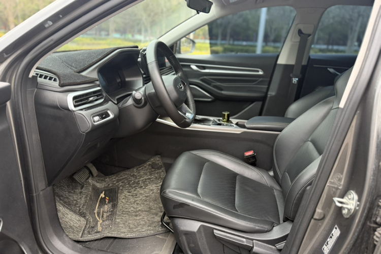 GEELY Emgrand 2022 car image #7