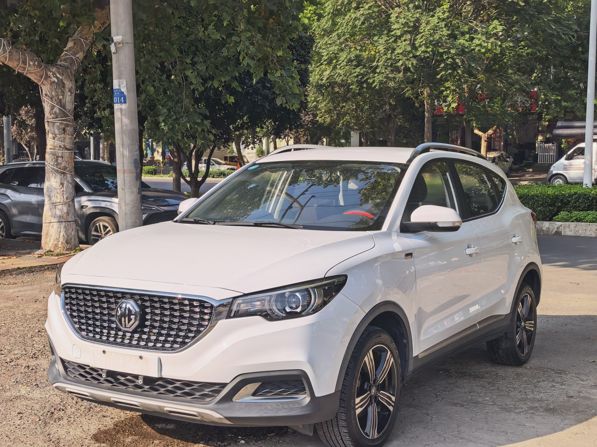 MG ZS 2019 immagine di auto 