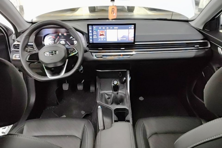 GEELY Emgrand 2023 car image #10