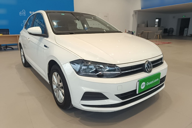 Volkswagen Polo 2021 car image #6