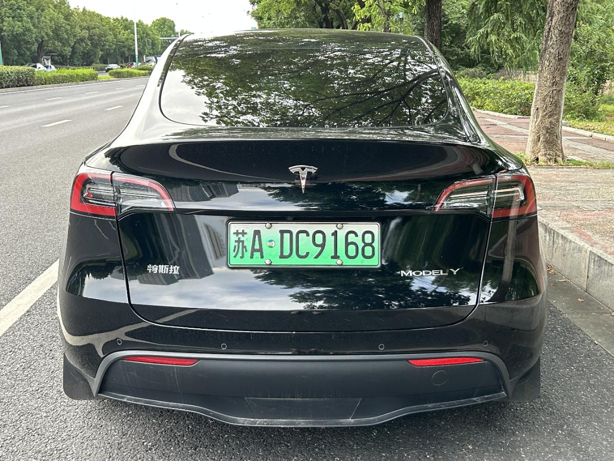 Tesla Model Y 2022 #5 Tesla Model Y 2022 car image #5