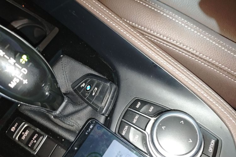 BMW X1 2019 car image #9