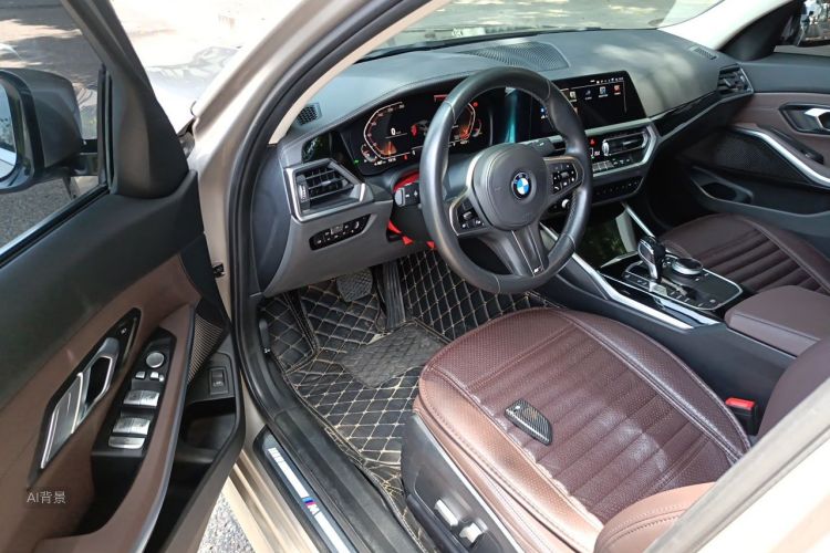BMW 3 Series 2020 car image #18