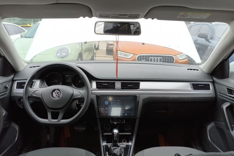 Volkswagen Bora 2023 car image #11