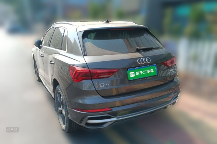 Audi Q3 2021 صورة سيارة #5