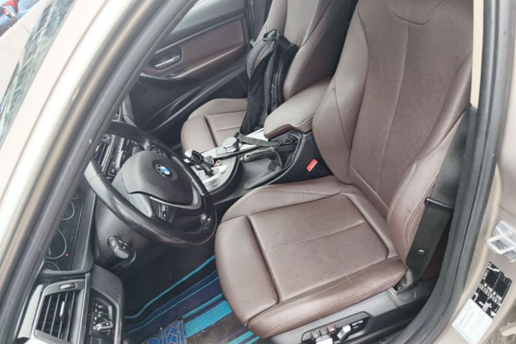 BMW 3 Series 2019 #17 BMW 3 Series 2019 car image #17