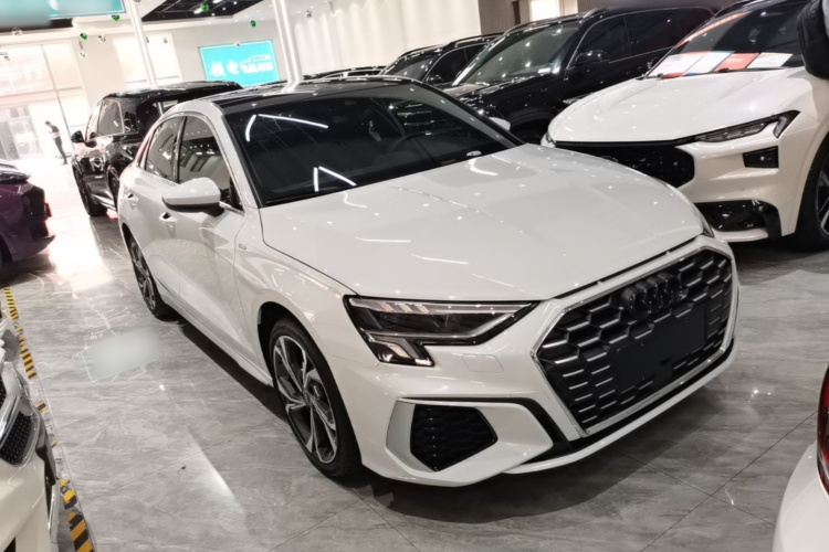 Audi A3 2023 car image #4