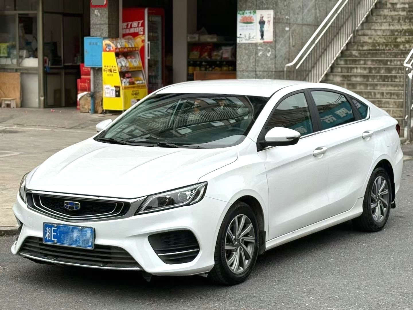 GEELY Binray 2019 GEELY Binray 2019 immagine di auto