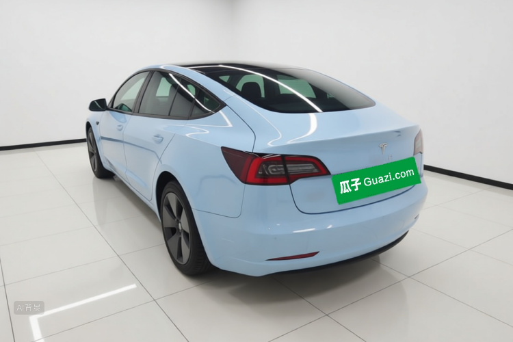 Tesla Model 3 2022 car image #5