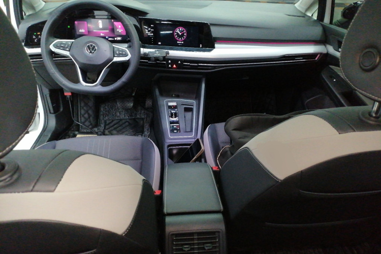 Volkswagen Golf 2021 #10 Volkswagen Golf 2021 car image #10