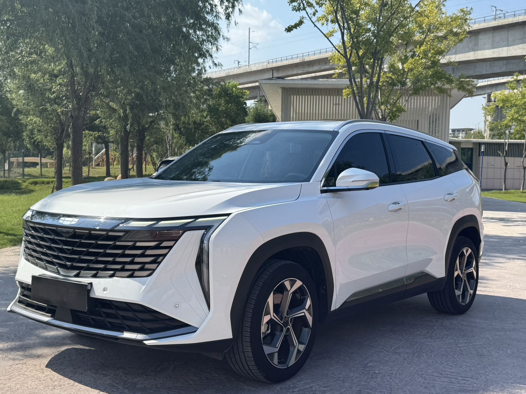 GEELY Boyue L 2024 GEELY Boyue L 2024 car image