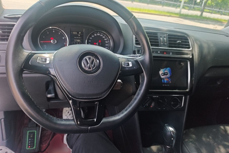 Volkswagen Polo 2019 #10 Volkswagen Polo 2019 car image #10