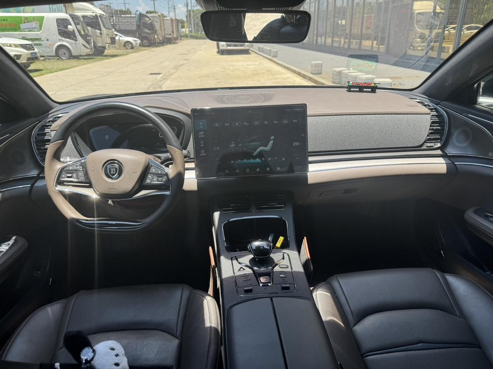 BYD Han 2021 car image #5