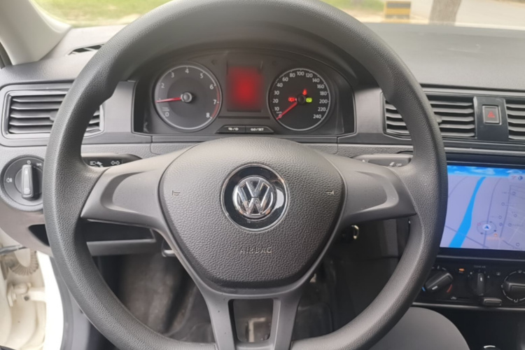 Volkswagen Santana 2019 car image #15