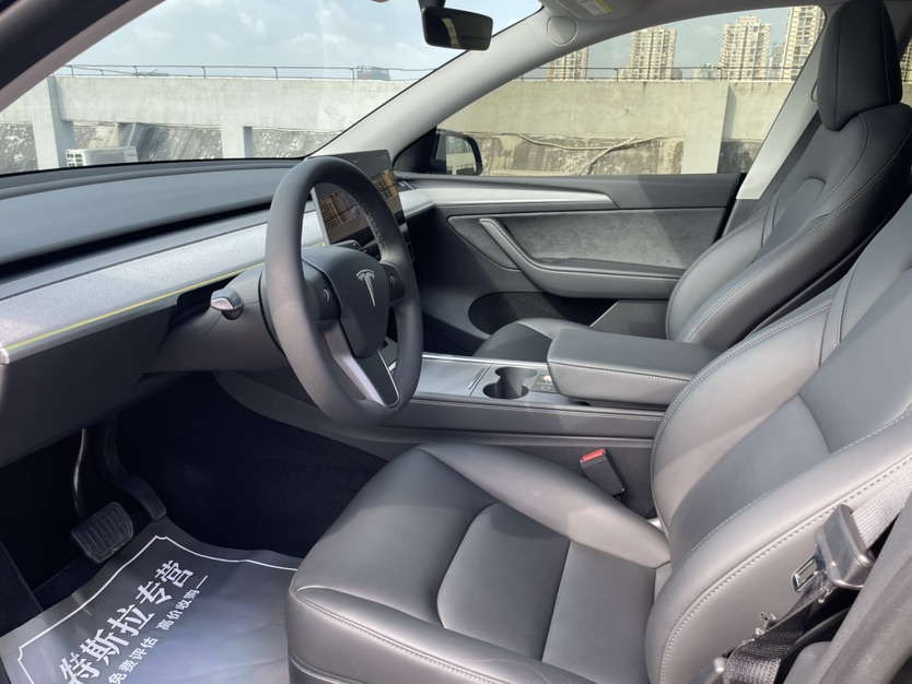 Tesla Model Y 2023 #7 Tesla Model Y 2023 car image #7