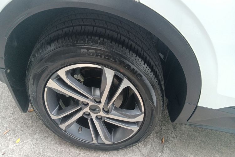 GEELY Coolray 2022 car image #10