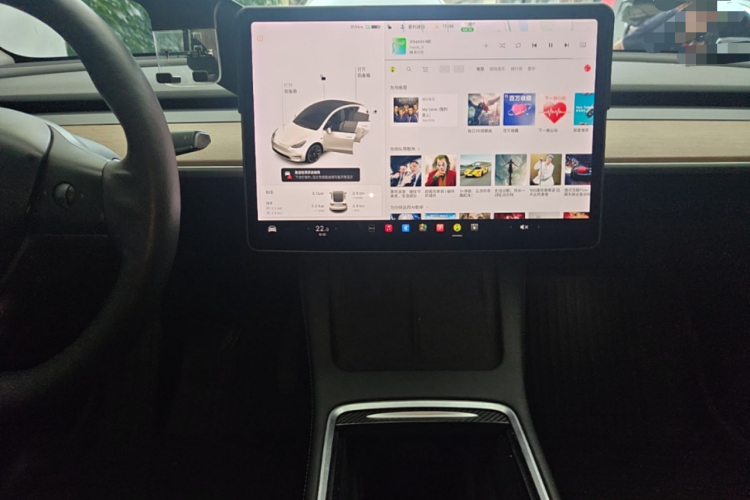 Tesla Model Y 2021 immagine di auto #13