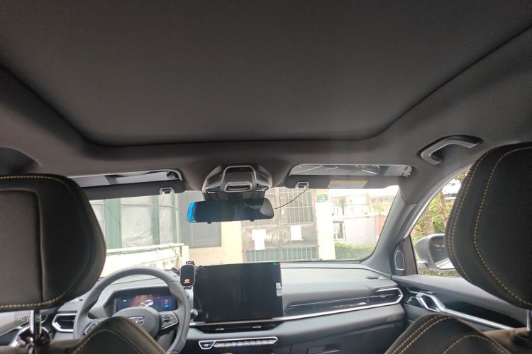 GEELY Coolray 2024 صورة سيارة #20