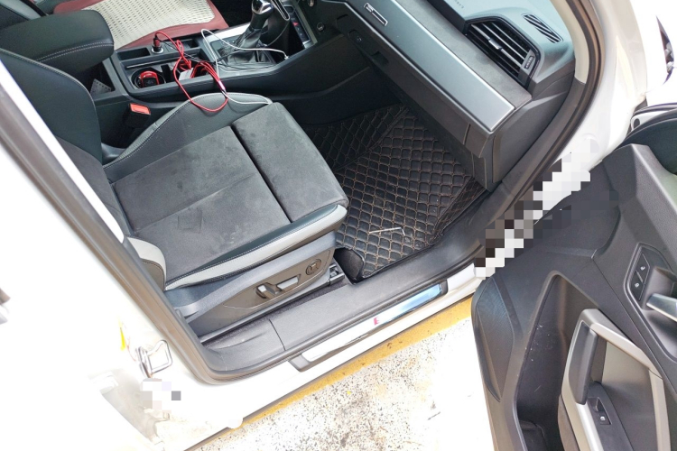 Audi Q3 2024 car image #27