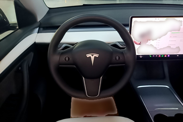 Tesla Model Y 2022 immagine di auto #27