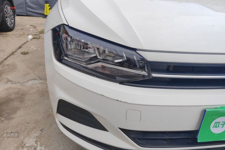 Volkswagen Polo 2020 car image #8