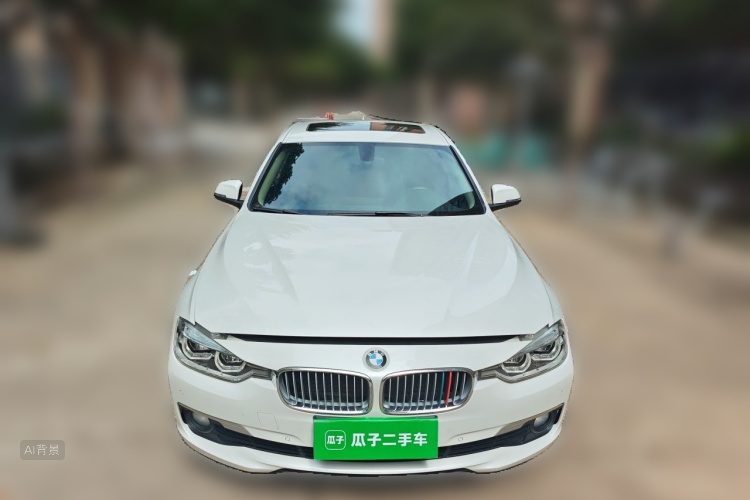 BMW 3 Series 2018 car image #3