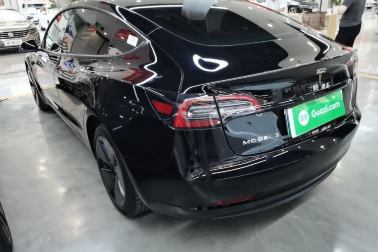 Tesla Model 3 2021 immagine di auto #5