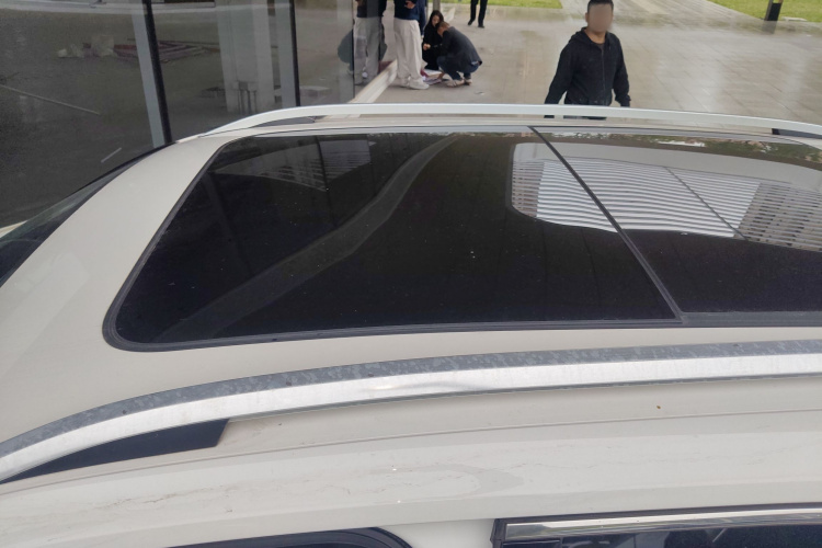 Volkswagen Tharu 2019 immagine di auto #25