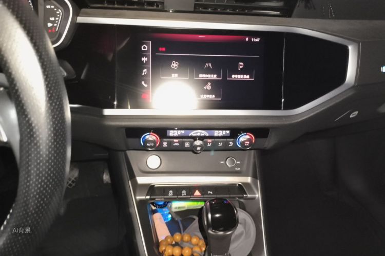 Audi Q3 2019 #15 Audi Q3 2019 car image #15