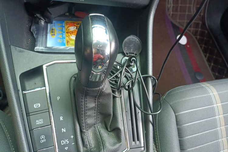Volkswagen Lavida 2021 car image #14