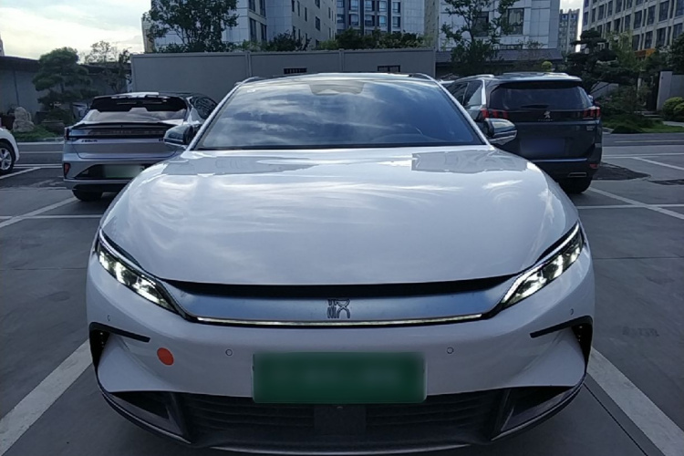 BYD Han 2022 car image #3