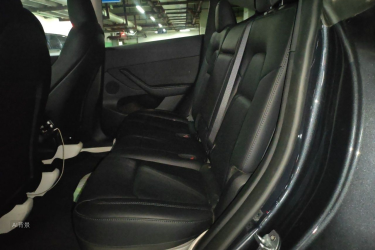 Tesla Model Y 2024 #19 Tesla Model Y 2024 car image #19