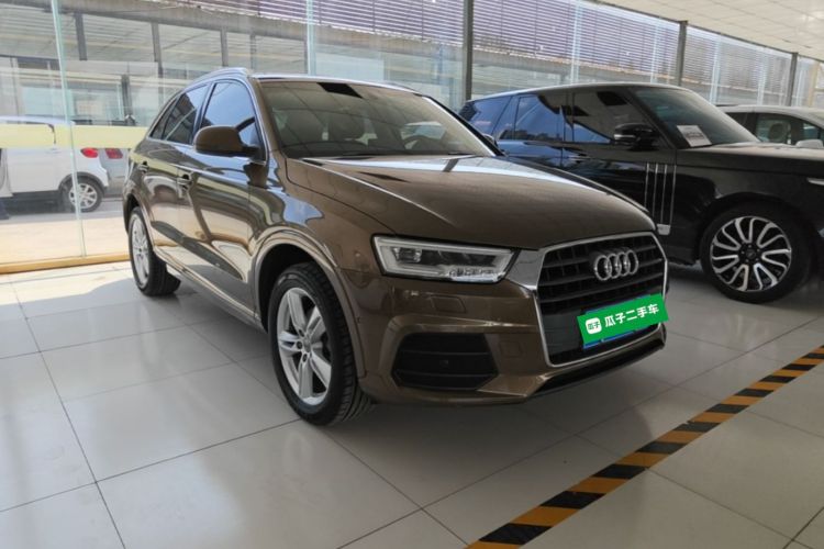 Audi Q3 2018 immagine di auto #4