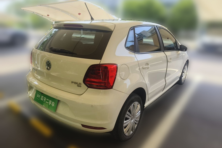 Volkswagen Polo 2018 car image #5