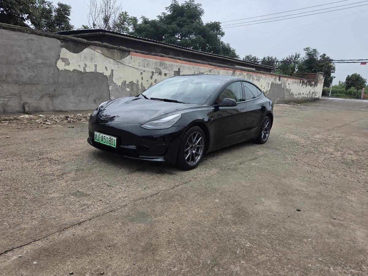 Tesla Model 3 2022 car image #2