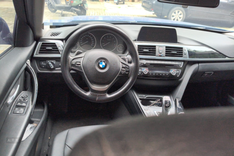 BMW 3 Series 2017 صورة سيارة #12