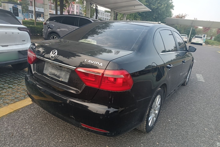Volkswagen Lavida 2016 car image #7
