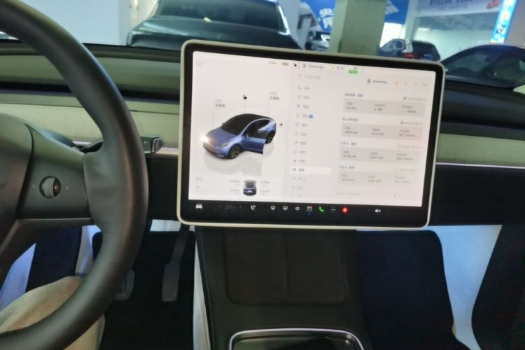Tesla Model Y 2024 #13 Tesla Model Y 2024 صورة سيارة #13