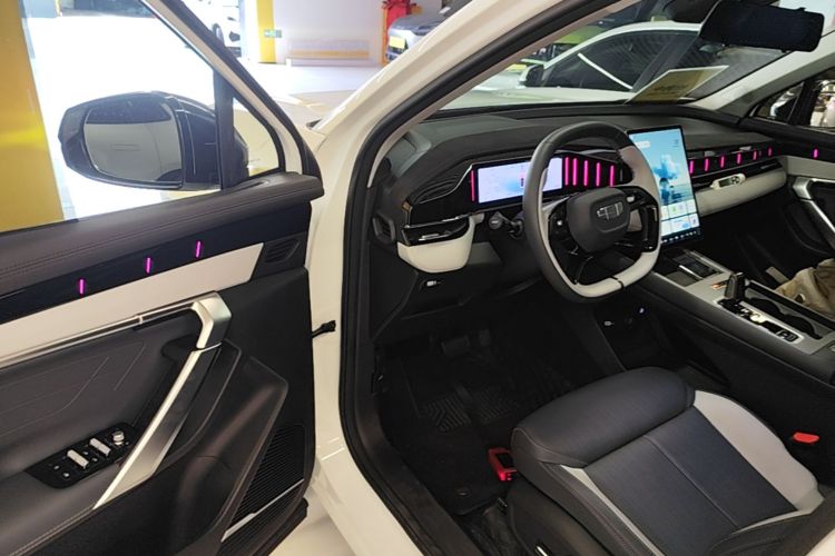 GEELY Boyue L 2024 изображение автомобиля #16