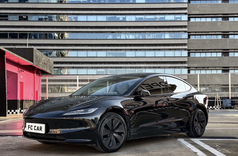 Tesla Model 3 2025 Tesla Model 3 2025 immagine di auto