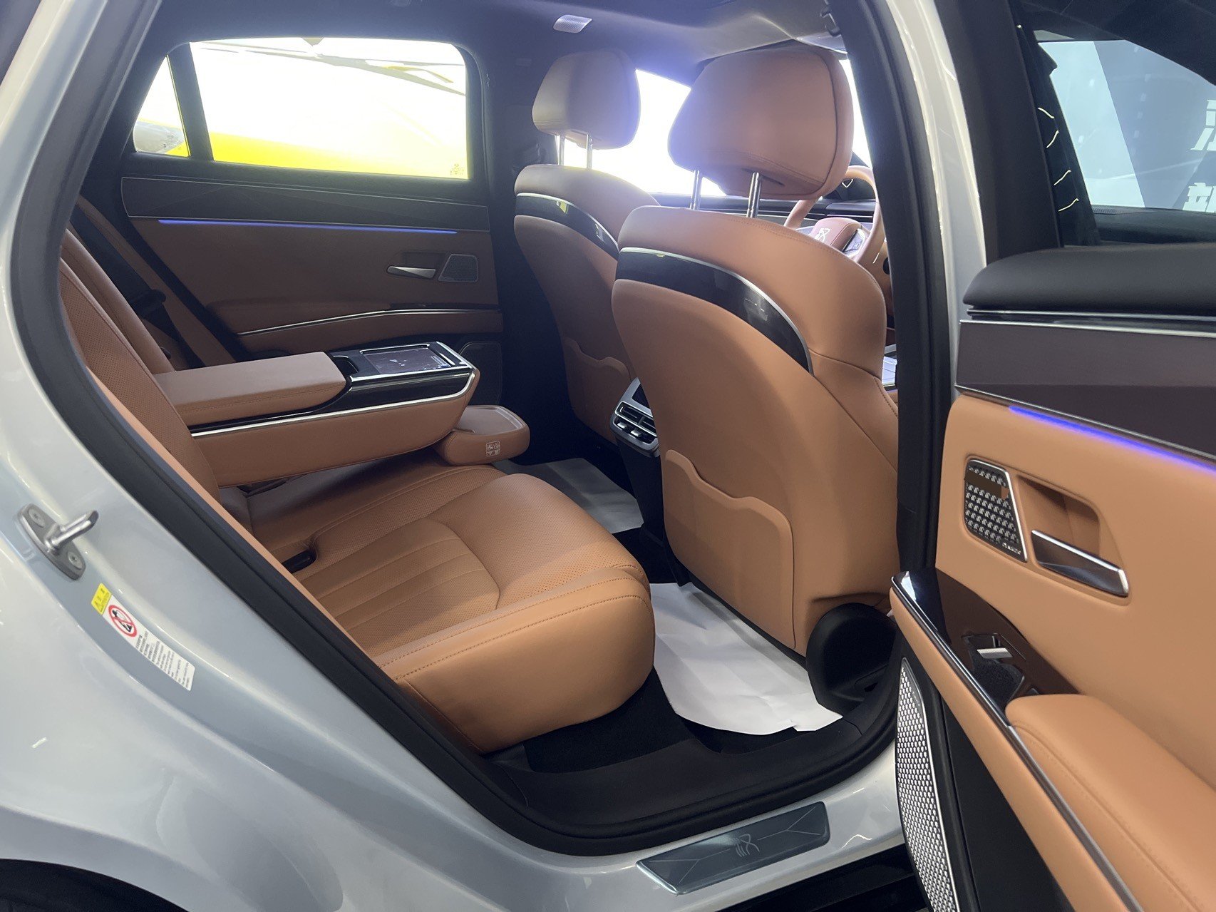 BYD HanL 2025 #5 BYD HanL 2025 imagen de coche #5