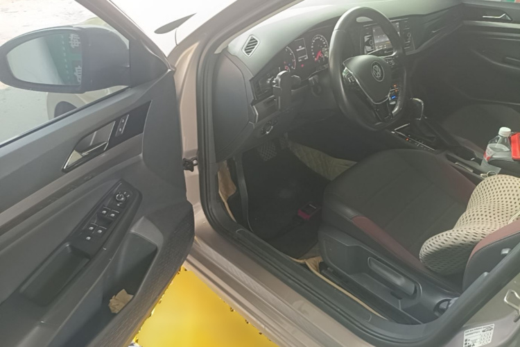 Volkswagen Bora 2019 immagine di auto #16