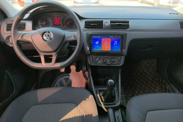 Volkswagen Santana 2021 car image #10