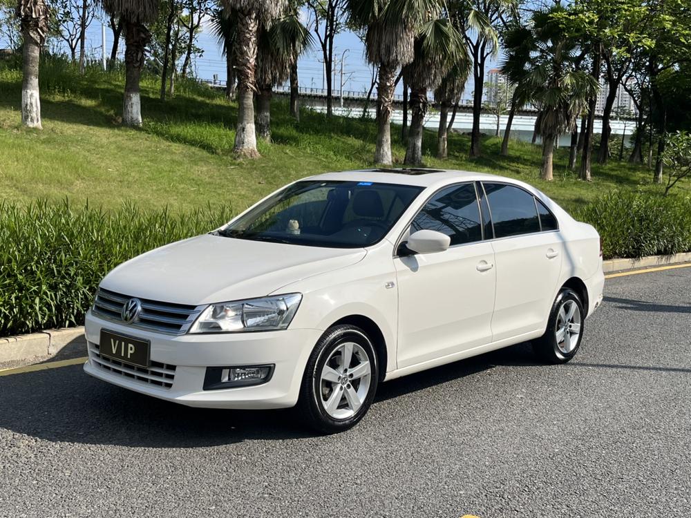 Volkswagen Santana 2013 Volkswagen Santana 2013 car image