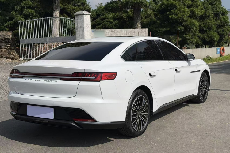 BYD Han 2021 #7 BYD Han 2021 car image #7