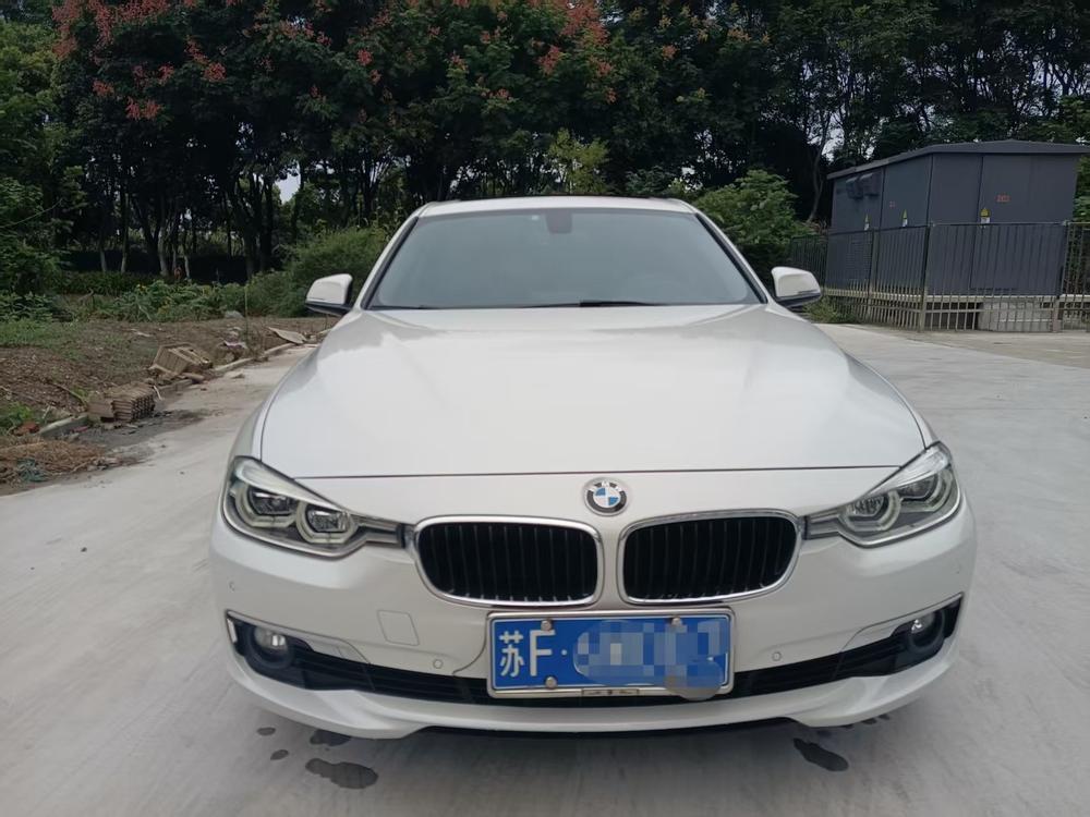 BMW 3 Series 2017 #2 BMW 3 Series 2017 صورة سيارة #2