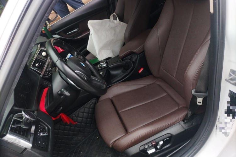 BMW 3 Series 2018 #17 BMW 3 Series 2018 image de voiture #17