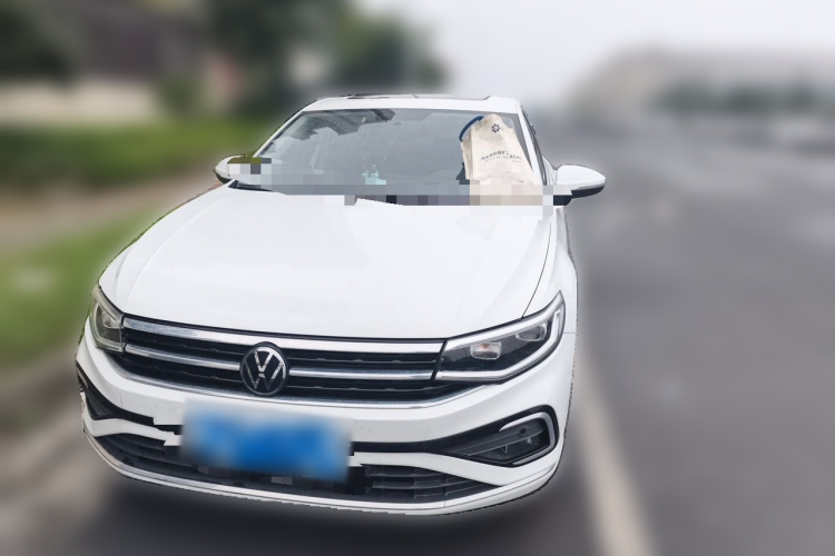 Volkswagen Bora 2023 car image #3